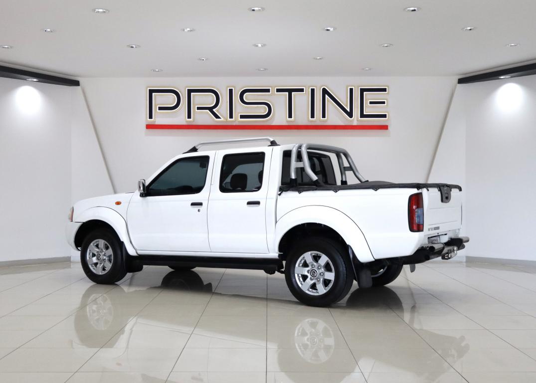 2017 Nissan NP300 Hardbody 2.4 Double Cab Hi-Rider