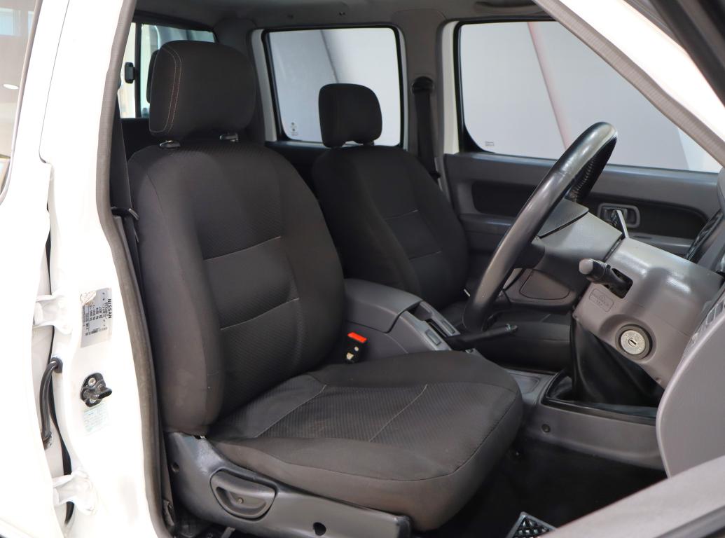2017 Nissan NP300 Hardbody 2.4 Double Cab Hi-Rider