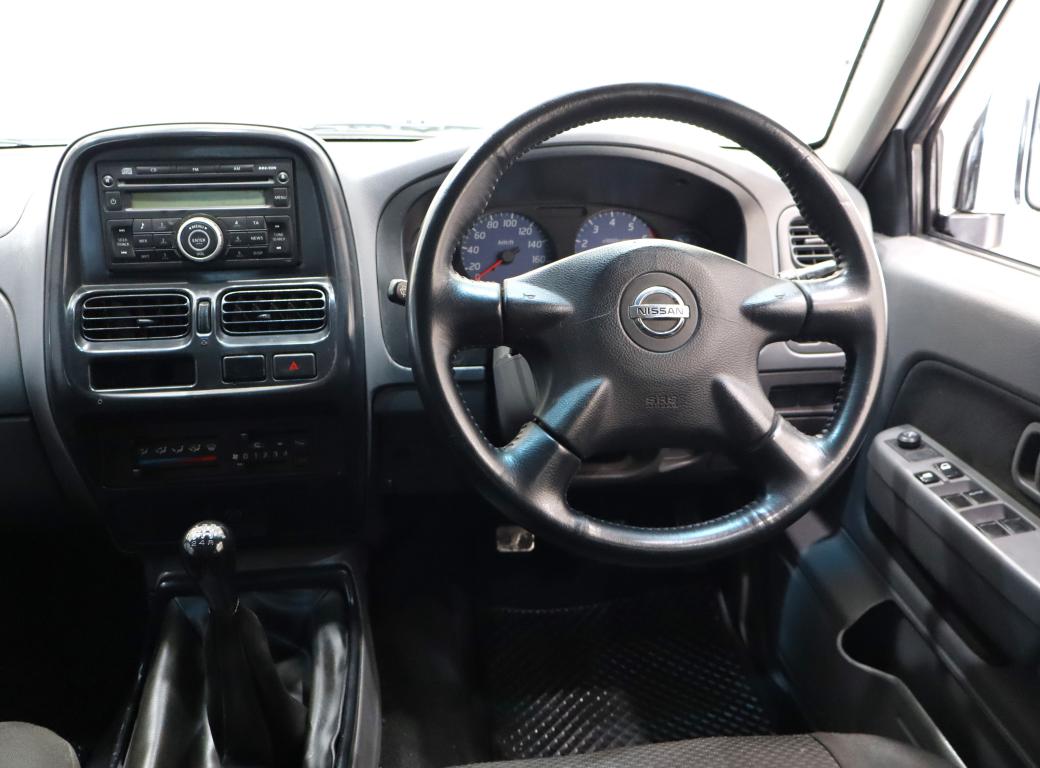 2017 Nissan NP300 Hardbody 2.4 Double Cab Hi-Rider