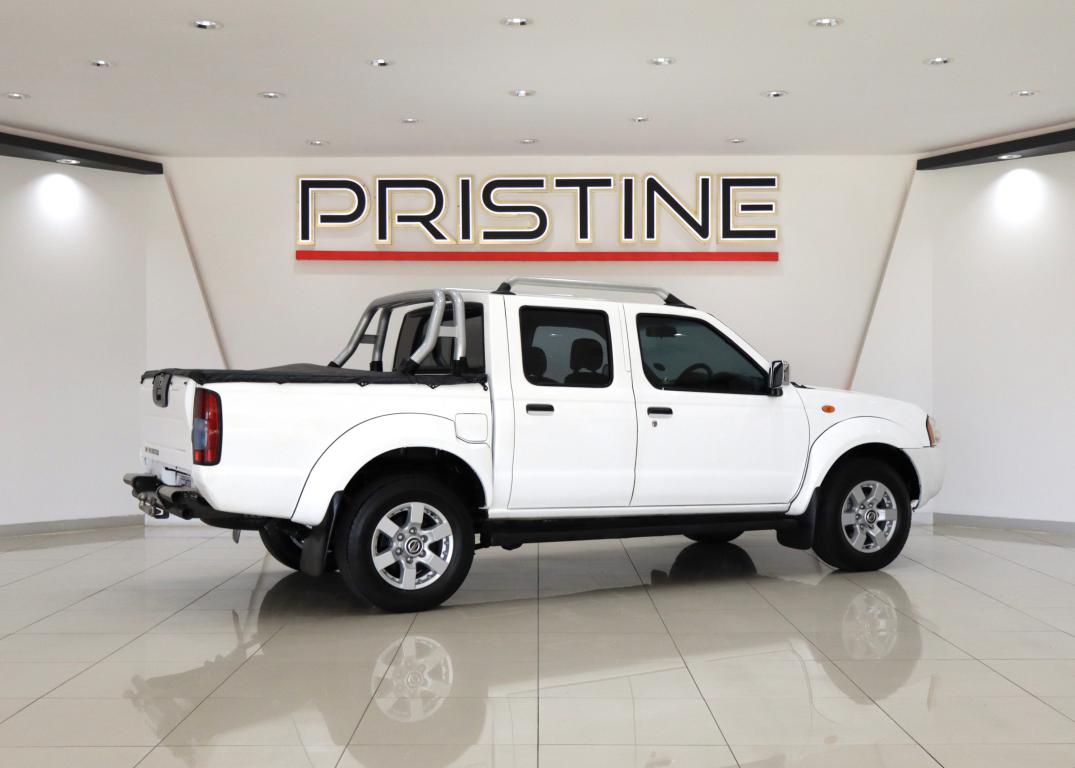 2017 Nissan NP300 Hardbody 2.4 Double Cab Hi-Rider