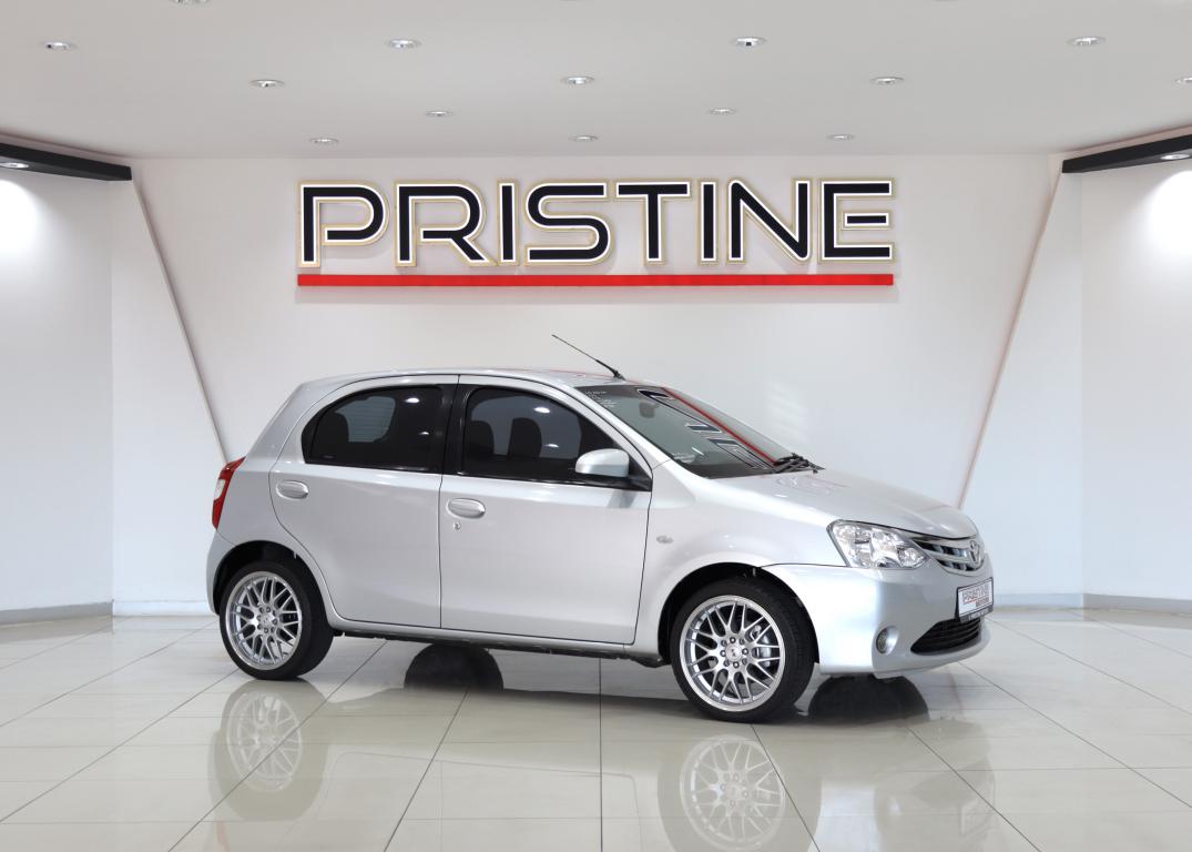 2015 Toyota Etios Hatch 1.5 Xs