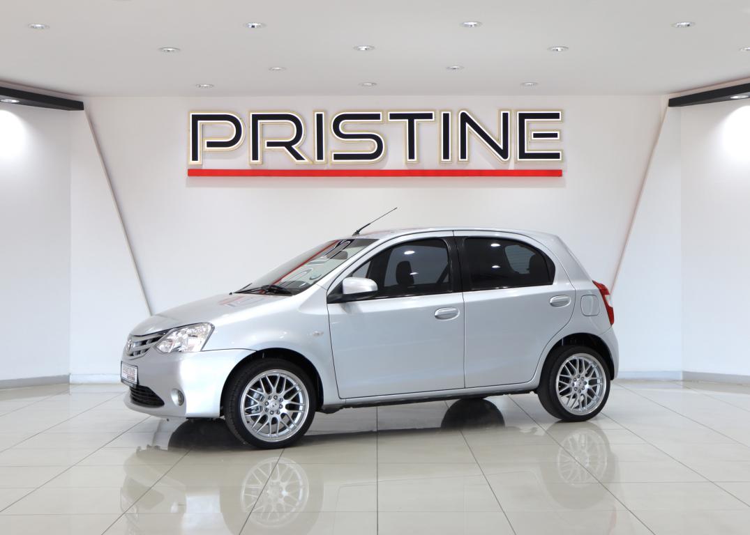 2015 Toyota Etios Hatch 1.5 Xs
