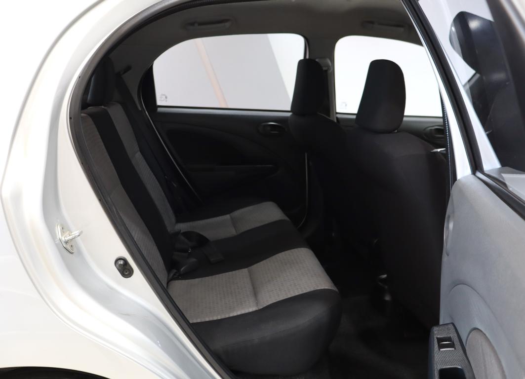 2015 Toyota Etios Hatch 1.5 Xs