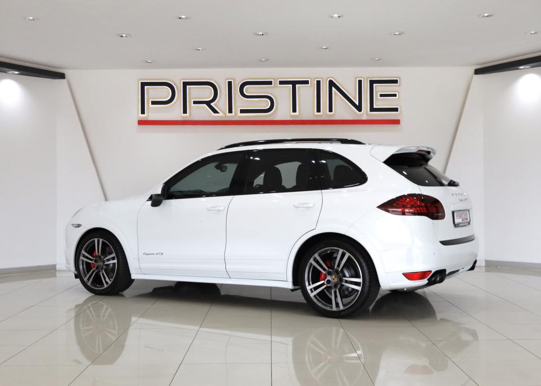 2013 Porsche Cayenne GTS Auto
