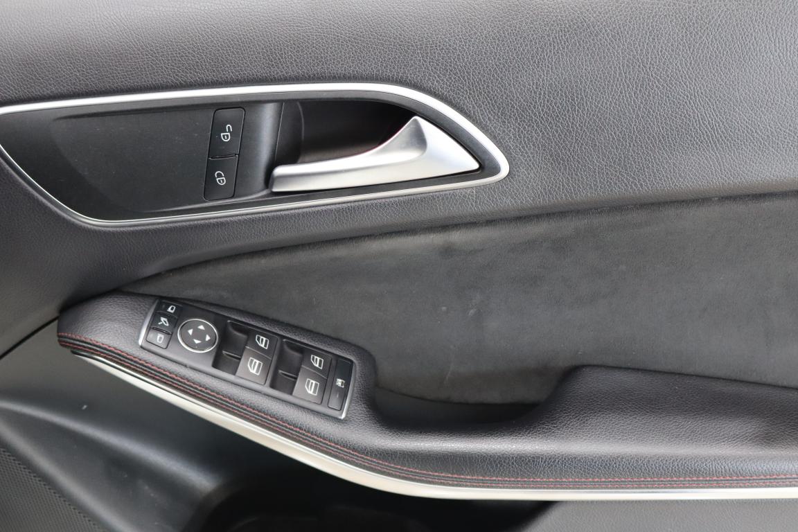 2016 Mercedes-Benz A-Class A250 Sport