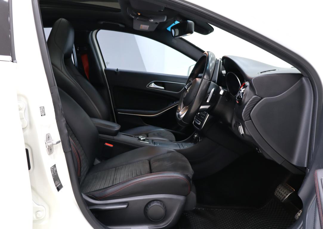2016 Mercedes-Benz A-Class A250 Sport