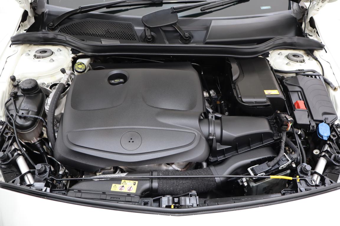 2016 Mercedes-Benz A-Class A250 Sport