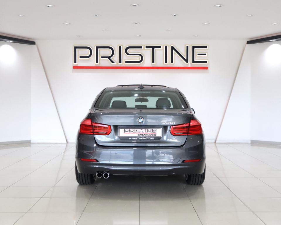 2017 BMW 3 Series 320i auto