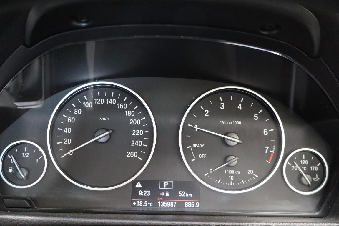 2017 BMW 3 Series 320i auto