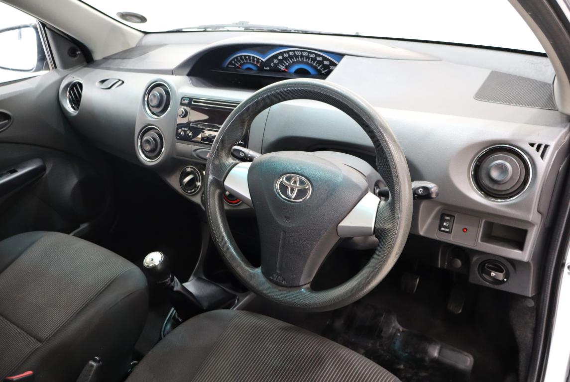 2017 Toyota Etios hatch 1.5 Sprint