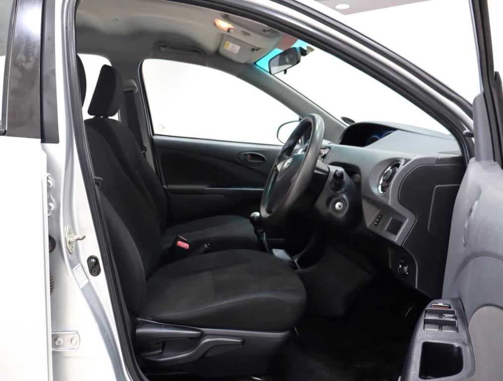 2017 Toyota Etios hatch 1.5 Sprint