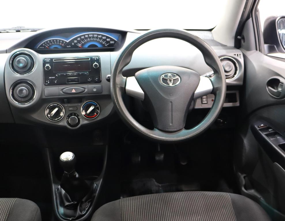 2017 Toyota Etios hatch 1.5 Sprint