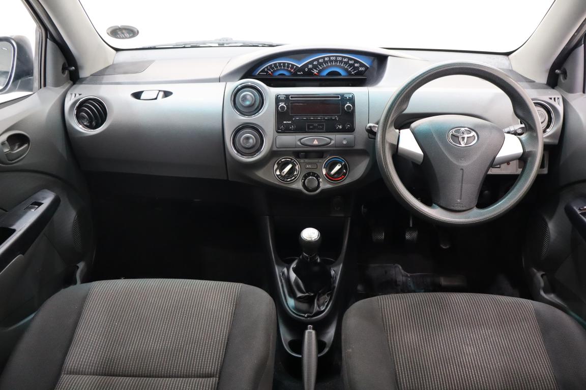 2017 Toyota Etios hatch 1.5 Sprint