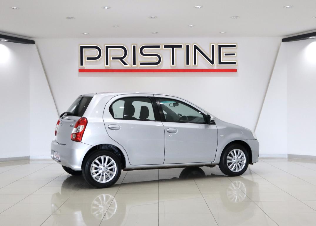2017 Toyota Etios hatch 1.5 Sprint