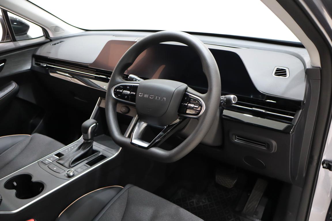 2025 OMODA C5 1.5 Street