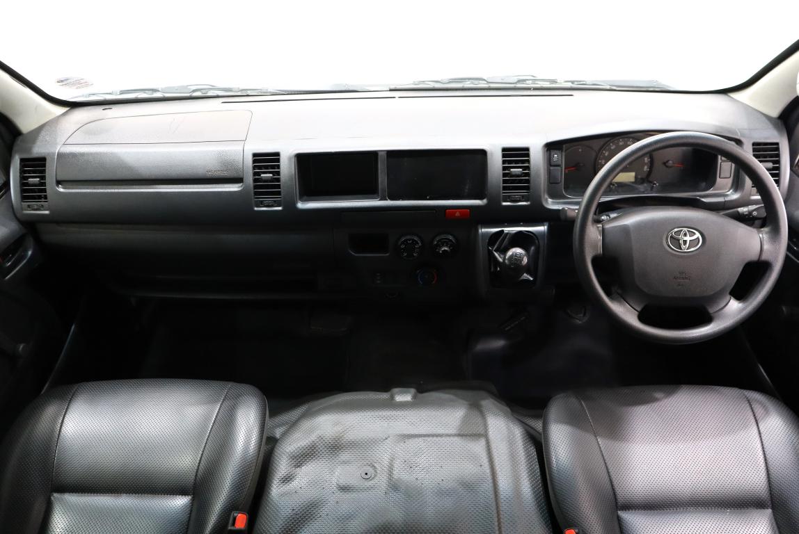 2023 Toyota Quantum 2.5D-4D Sesfikile