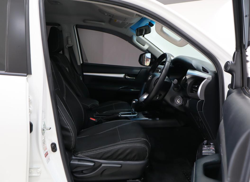 2021 Toyota Hilux 2.8GD-6 Double Cab Raider auto