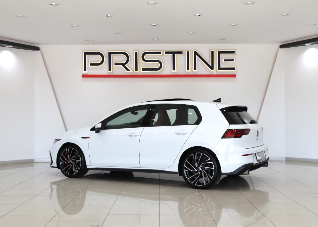 2025 Volkswagen Golf 8 GTI 2.0 TSI 180KW DSG
