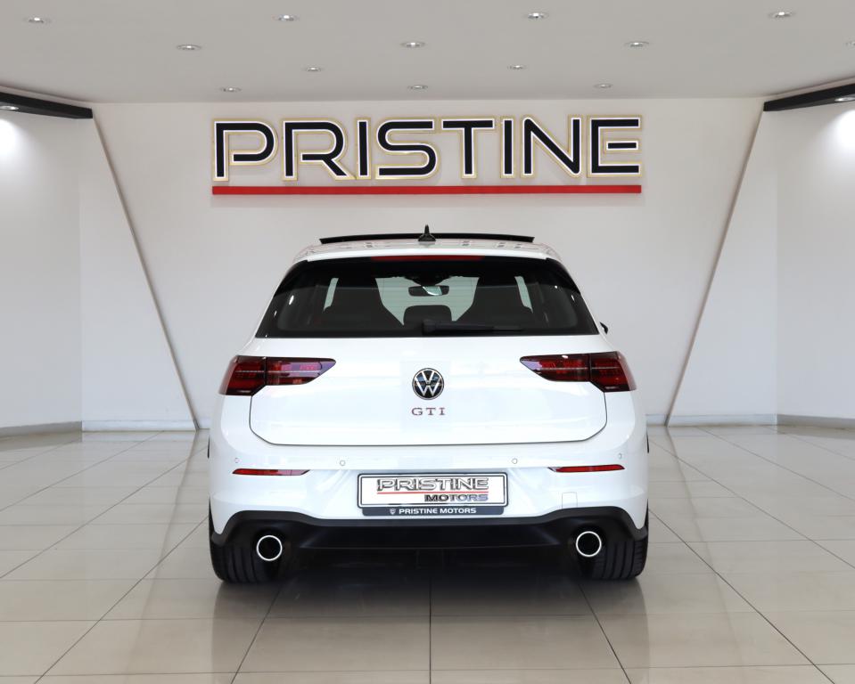 2025 Volkswagen Golf 8 GTI 2.0 TSI 180KW DSG