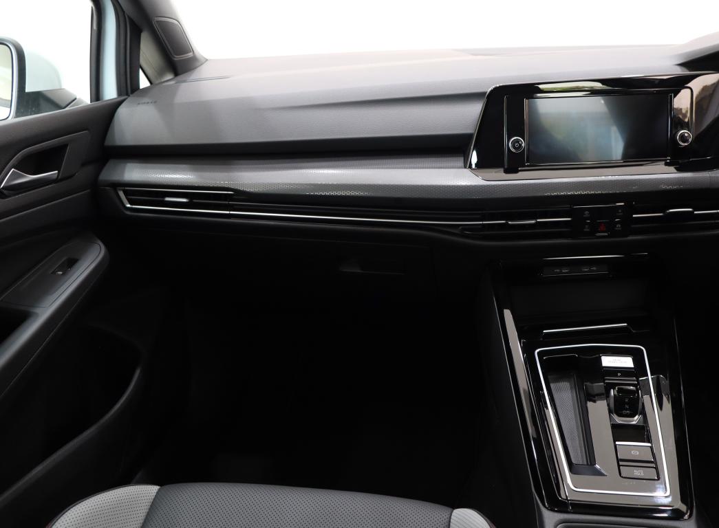2025 Volkswagen Golf 8 GTI 2.0 TSI 180KW DSG
