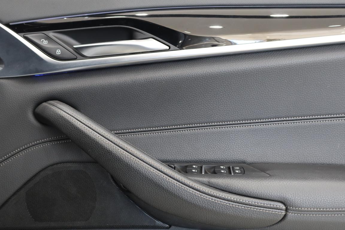 2019 BMW 5 Series 520d M Sport