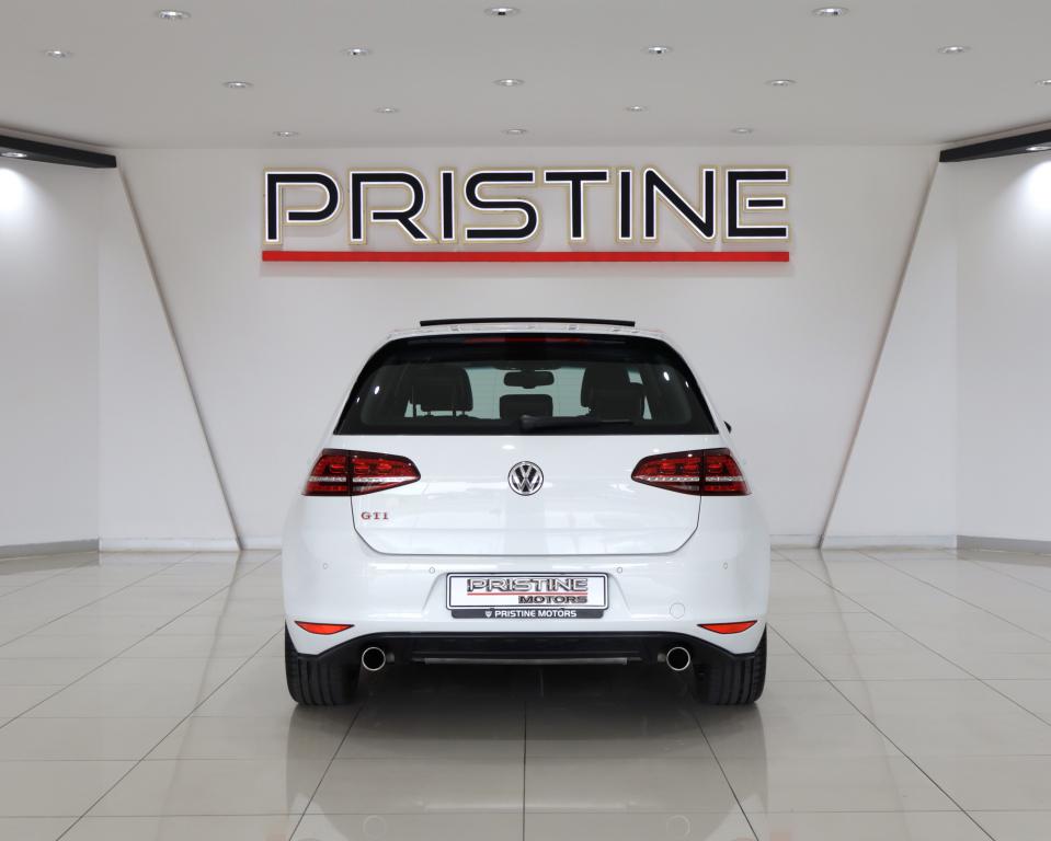 2016 Volkswagen Golf GTI Auto