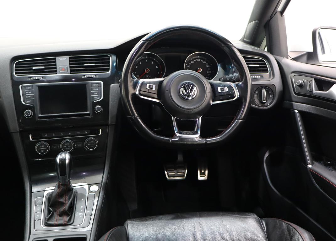 2016 Volkswagen Golf GTI Auto