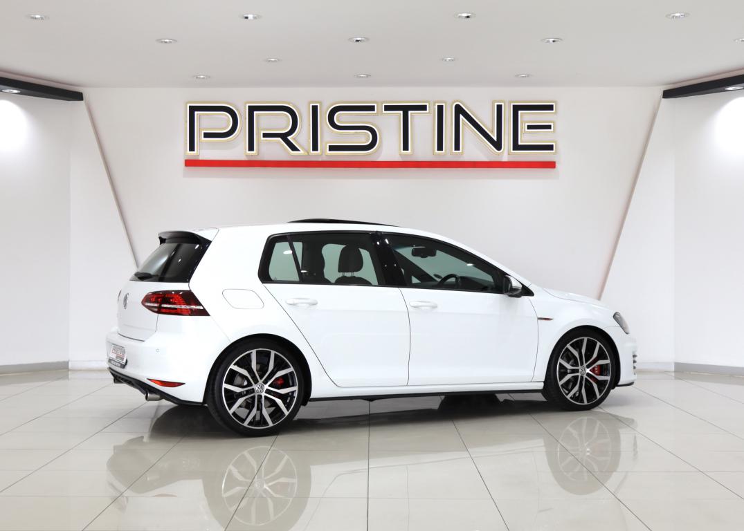 2016 Volkswagen Golf GTI Auto