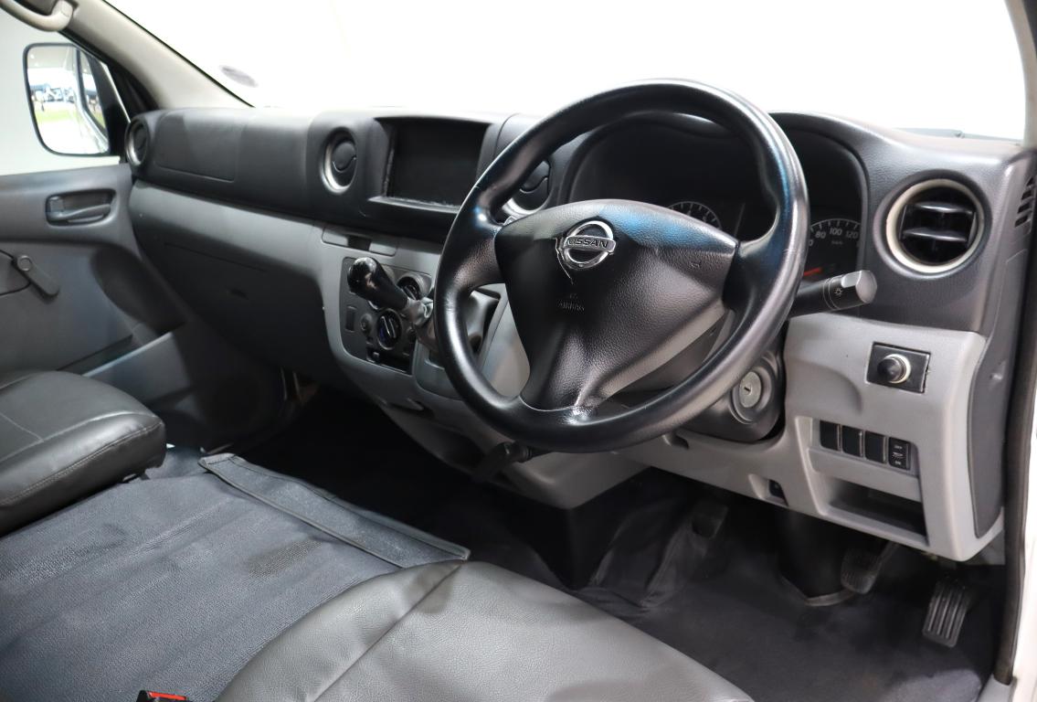 2015 Nissan NV350 Impendulo 2.5i 16-seater