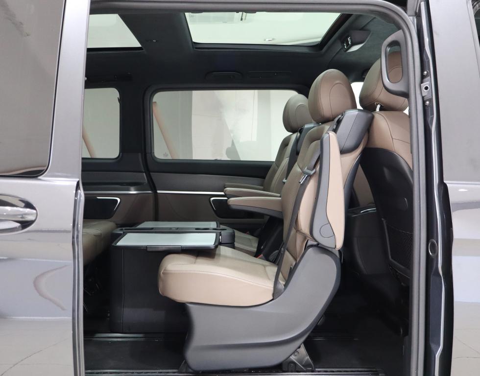 2021 Mercedes-Benz V-Class V300d Exclusive
