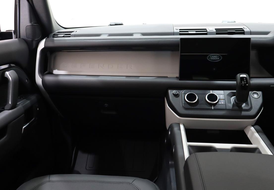 2025 Land Rover Defender 110 D350 X-Dynamic HSE