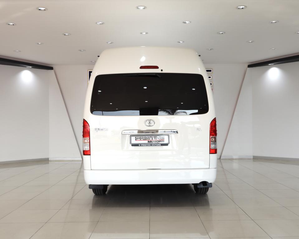 2020 Toyota Quantum 2.5D-4D GL 14-Seater Bus