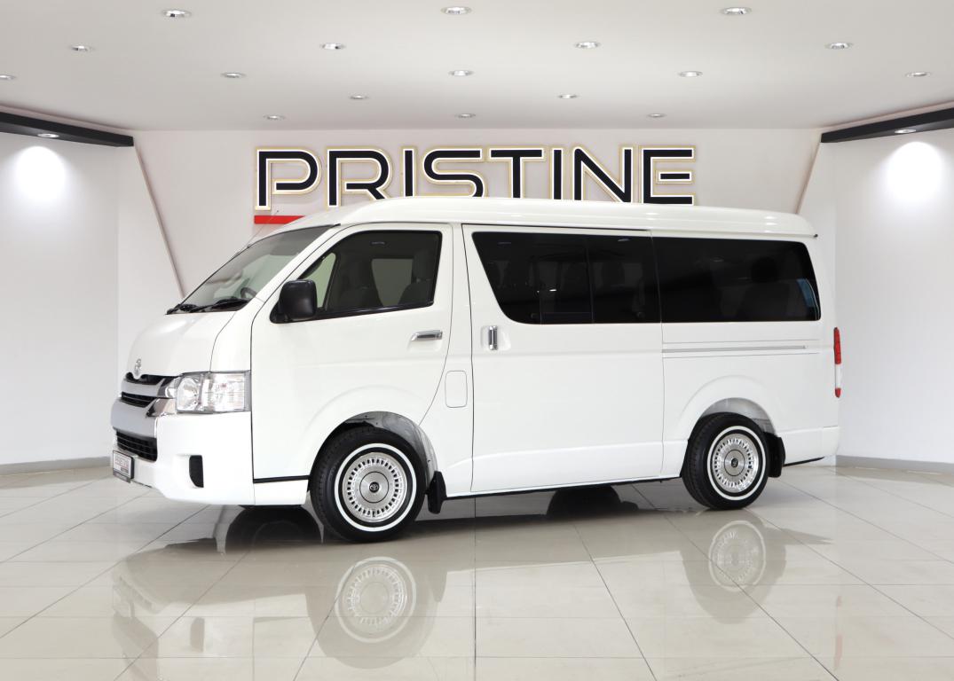 2013 Toyota Quantum 2.7 GL 10-seater bus