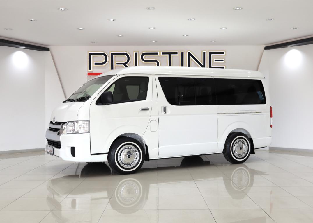 2012 Toyota Quantum 2.7 GL 10-seater bus