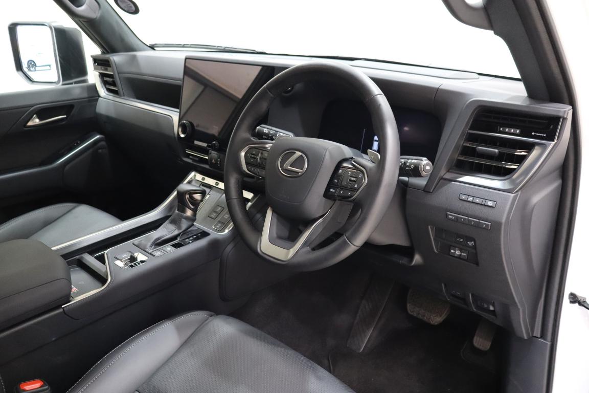 2025 Lexus GX 550 SE