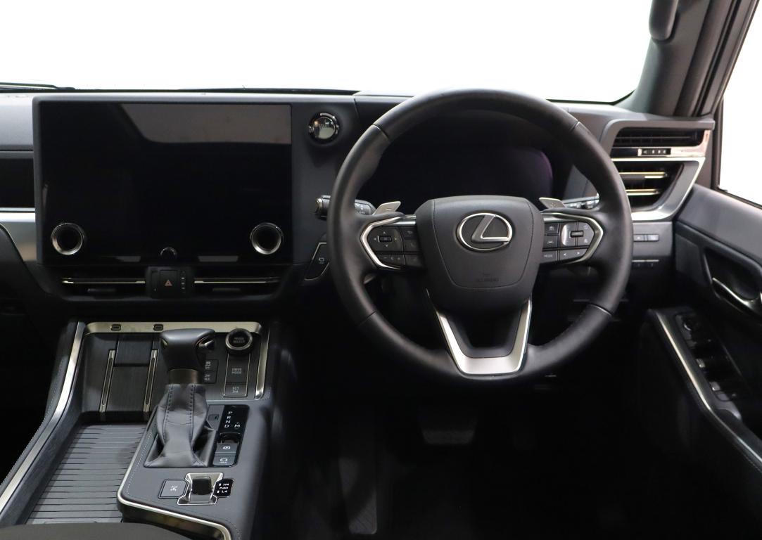 2025 Lexus GX 550 SE