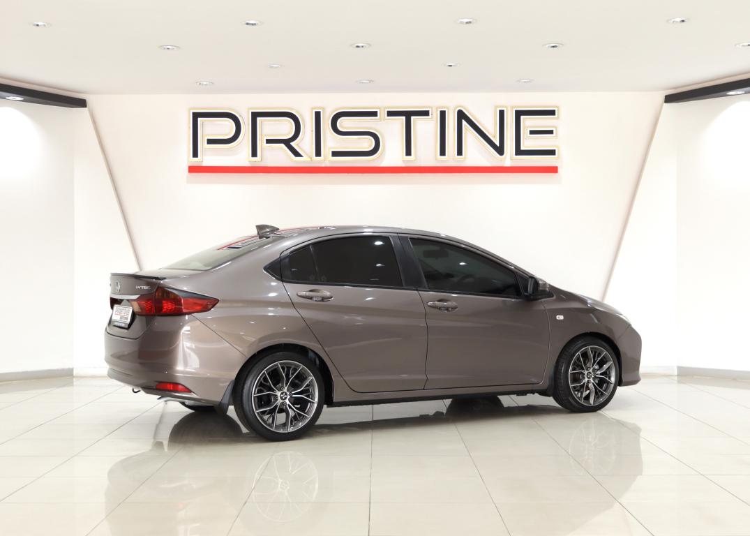 2015 Honda Ballade 1.5 Elegance
