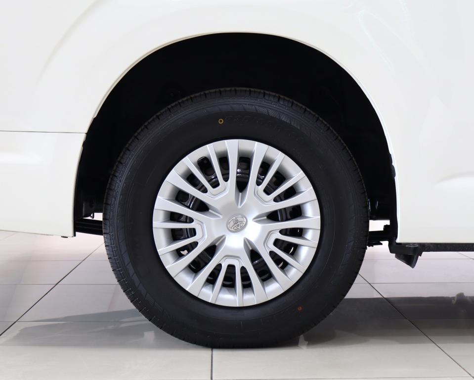 2019 Toyota Quantum 2.8 SLWB Bus 14-Seater GL