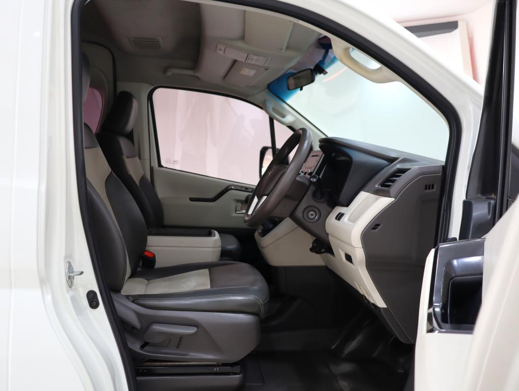 2019 Toyota Quantum 2.8 SLWB Bus 14-Seater GL