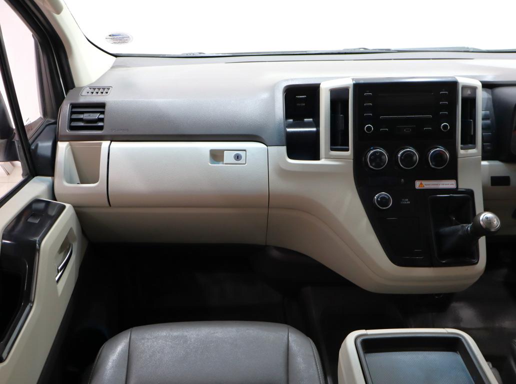2019 Toyota Quantum 2.8 SLWB Bus 14-Seater GL