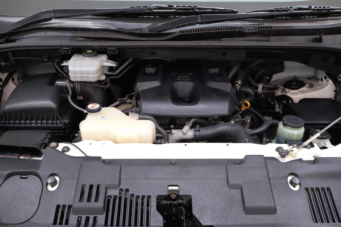 2019 Toyota Quantum 2.8 SLWB Bus 14-Seater GL
