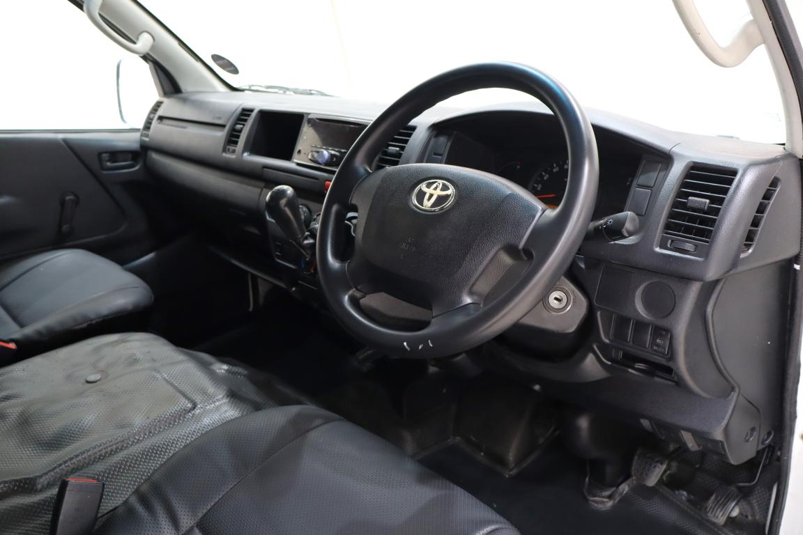 2020 Toyota Quantum 2.7 Sesfikile