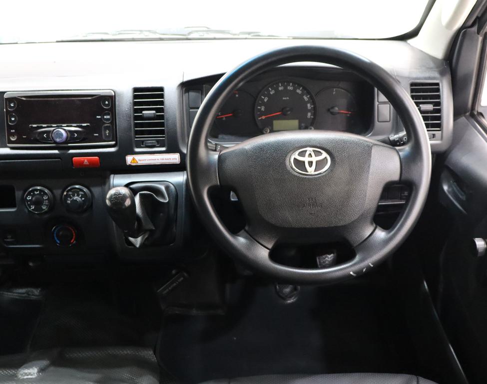 2020 Toyota Quantum 2.7 Sesfikile