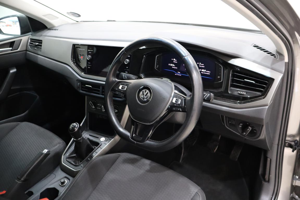 2020 Volkswagen Polo Hatch 1.0TSI Comfortline R-Line
