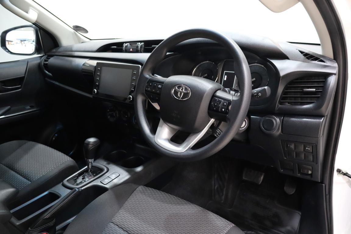 2021 Toyota Hilux 2.4GD-6 Xtra Cab Raider Auto