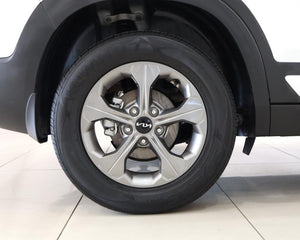 2025 Kia Seltos 1.5 LX Manual