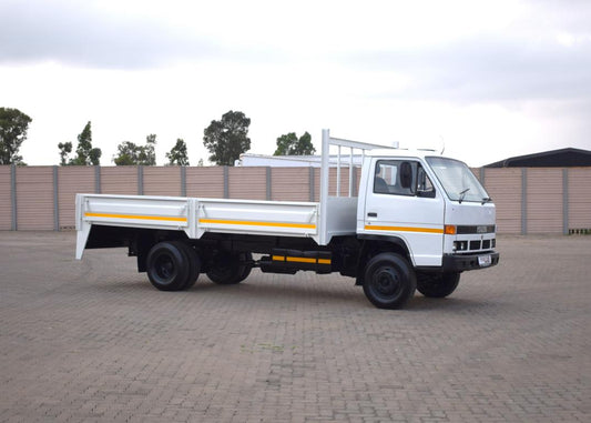 1995 Isuzu N 4000D Dropside Truck