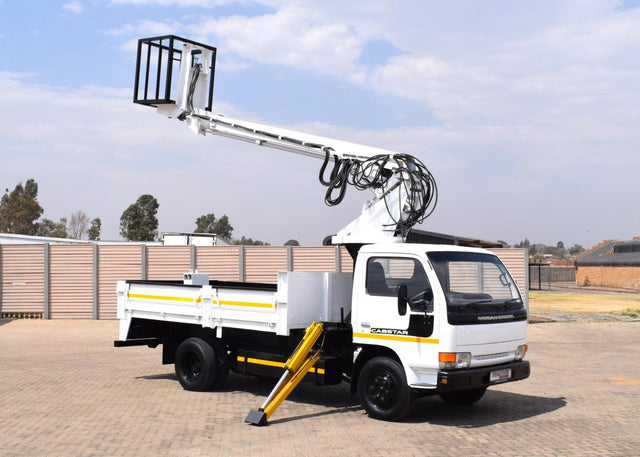 1996 Nissan Cabstar 40 CHERRY PICKER TRUCK