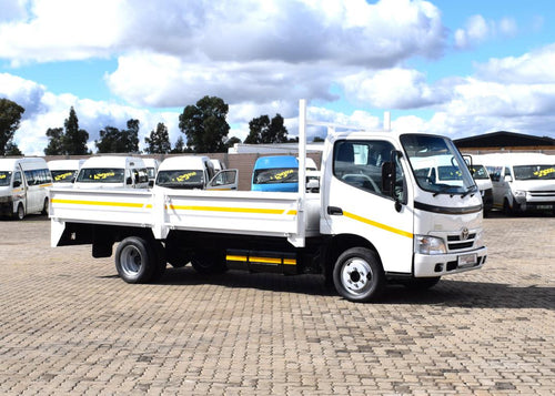 2009 Toyota Dyna 4-093 Dropside Driving School Truck