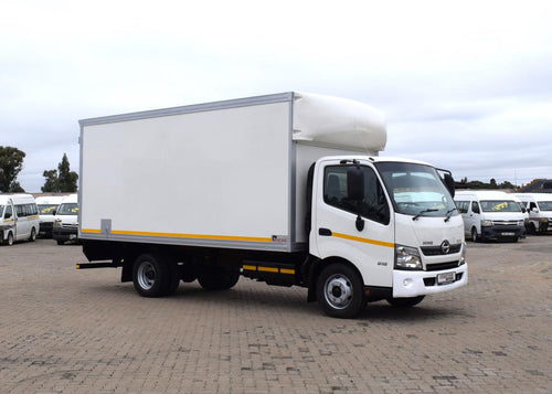 2021 Hino 300 Series 815 LWB (BB3) AUTO VOLUME BODY TRUCK